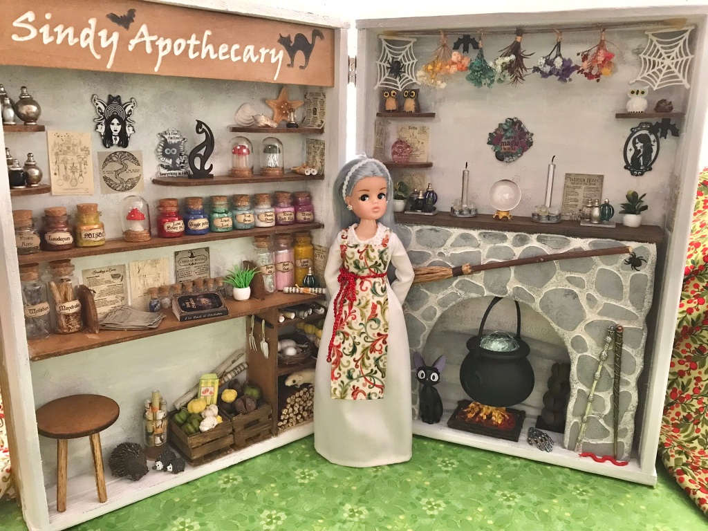 Apothecary diorama in one sixth scale
